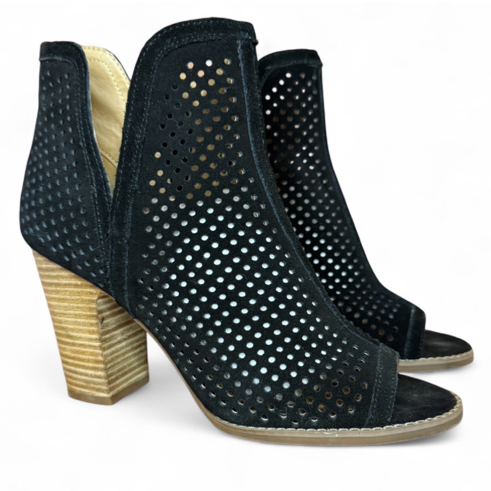 Elegant Black Perforated Women's Heeled Boots